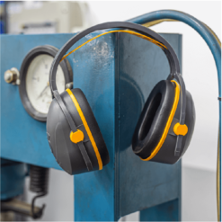 PROTECTOR AUDITIVO DE COPA L-340